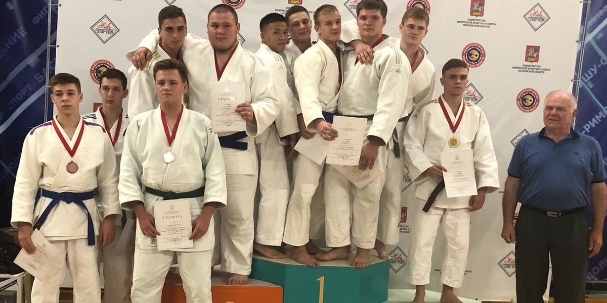 Дзюдо школьники. Дзюдо нижний тагил. Дзюдо школьники. Город электросталь дзюдо. Эльгинский дзюдо электросталь.